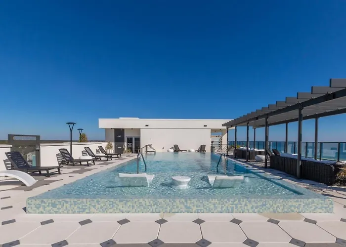 Holiday home Spacious 4 Bedroom Beachfront, Luxury Next To The Hangout- Gp 301 Gulf Shores