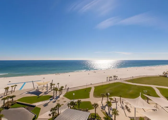 Spacious 4 Bedroom Beachfront, Luxury Next To The Hangout- Gp 301 Gulf Shores